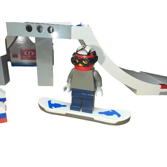 LEGO SPORTS 3536 Gravity Games "SNOWBOARD BIG AIR COMP" Vintage 2003 - Picture 3 of 7